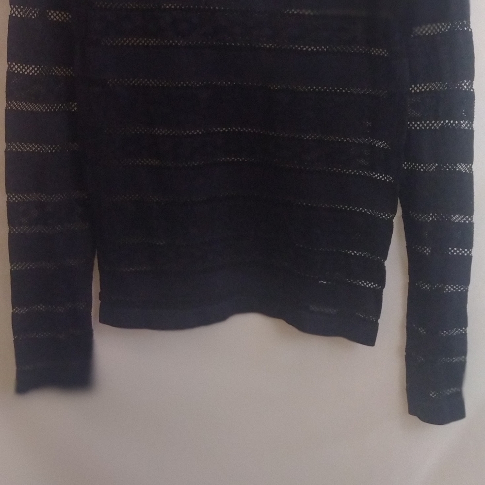 Bongo Black Mesh/Print Top - Picture 2 of 9